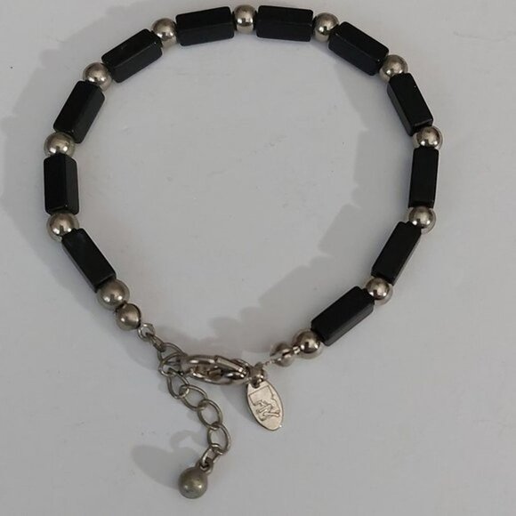 2000 MTV Network Black Silver Beaded Bracelet - Picture 1 of 7